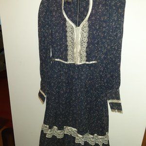 Gunne Sax Blue Floral Print Midi Prairie Dress.  Ex vintage condition sz 7